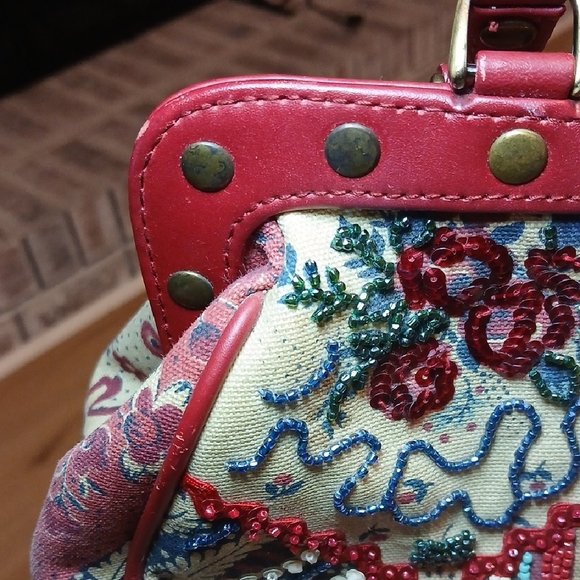 Isabella Fiore Patchwork Handbag | Beaded & Embroidered Boho Satchel - Picture 4 of 9